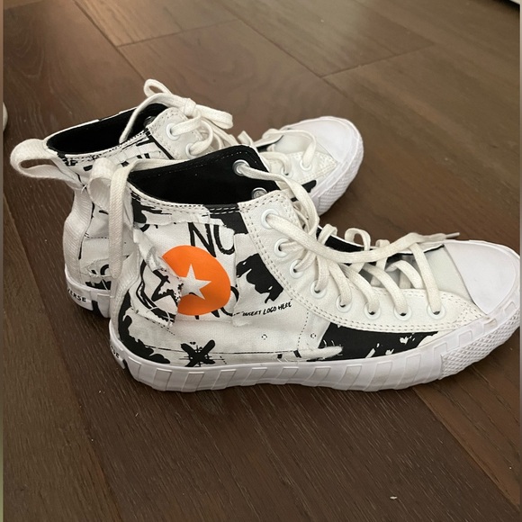 Converse Unisex UNT1TL3D Script Print White w/Blk Classic Hi-Tops sz M 7.5 W 9.5 - Picture 16 of 16